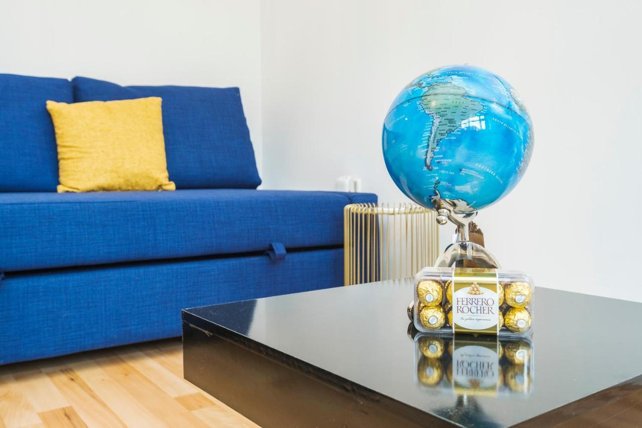 Spacious 3 Bed 1 Bath Hse W Guest Toilet W Parking Near Excel - E16 伦敦 外观 照片
